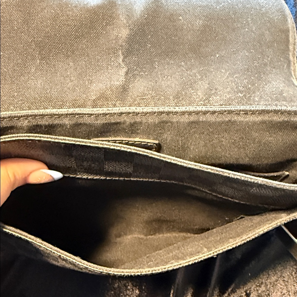 Louis Vuitton Gray Checkered Crossbody Bag - Picture 5 of 9